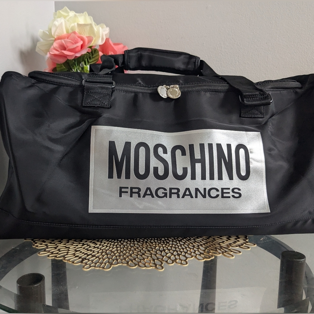 Moschino - Picture 2 of 10